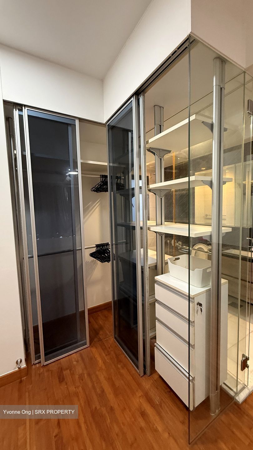 Waterfront Isle (D16), Condominium #621691031